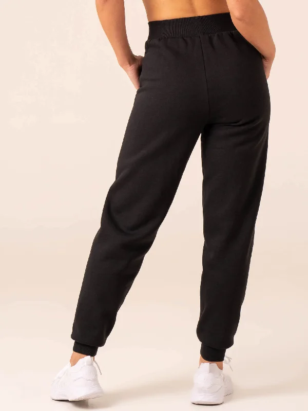 Reserve Track Pants - Black