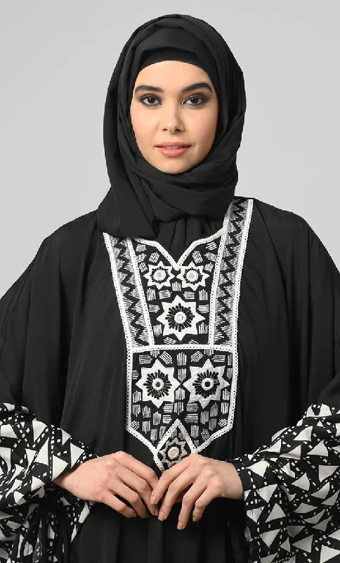 Egyptian Black & White Stripe Print Side Panel Kaftan Style Long Abaya